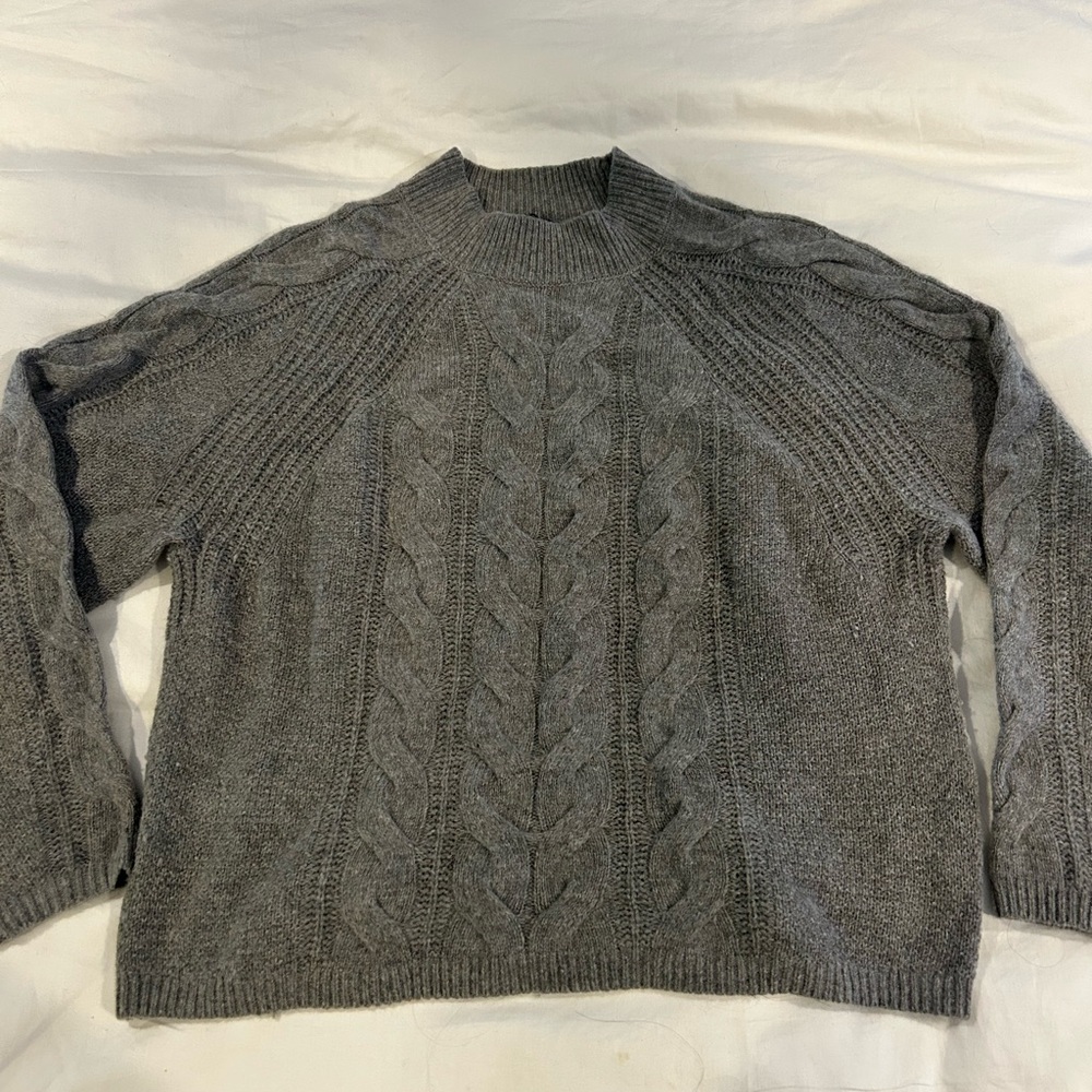 Banana Republic Charcoal Cable Knit Crewneck Sweater